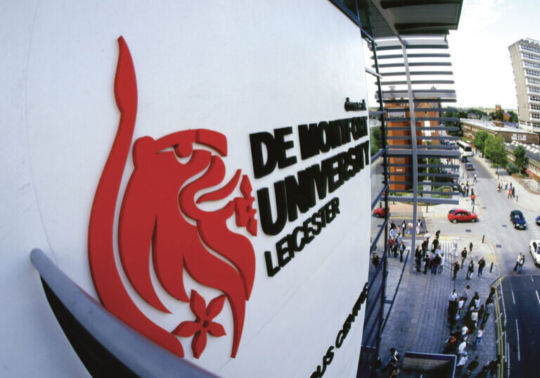 DMU logo